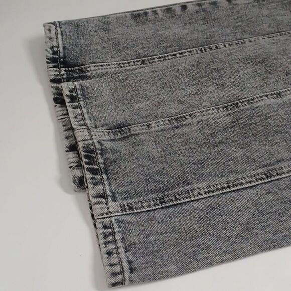 Stylish Gray Women's Jeans - Picture 13 of 13